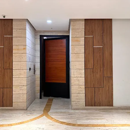 公寓 Spacious 2-bedroom Near Center 地拉那